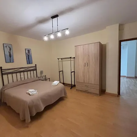 062 Almendro ヴィラ デニア